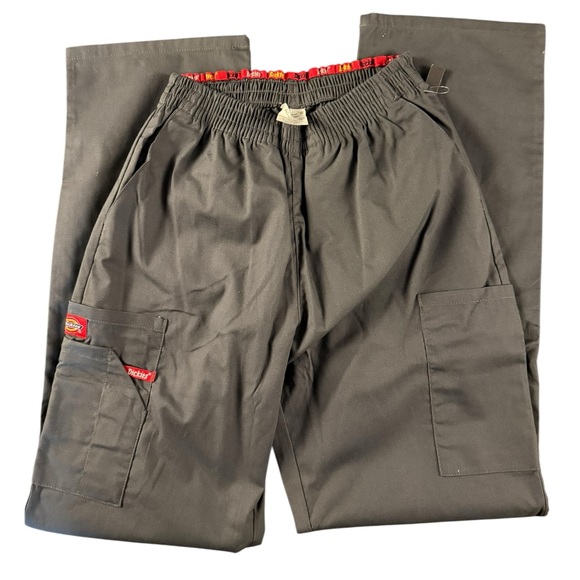 Dickies Scrub Pants Size XS New With Tags. Women’s Style 86106.
2F - Picture 1 of 3